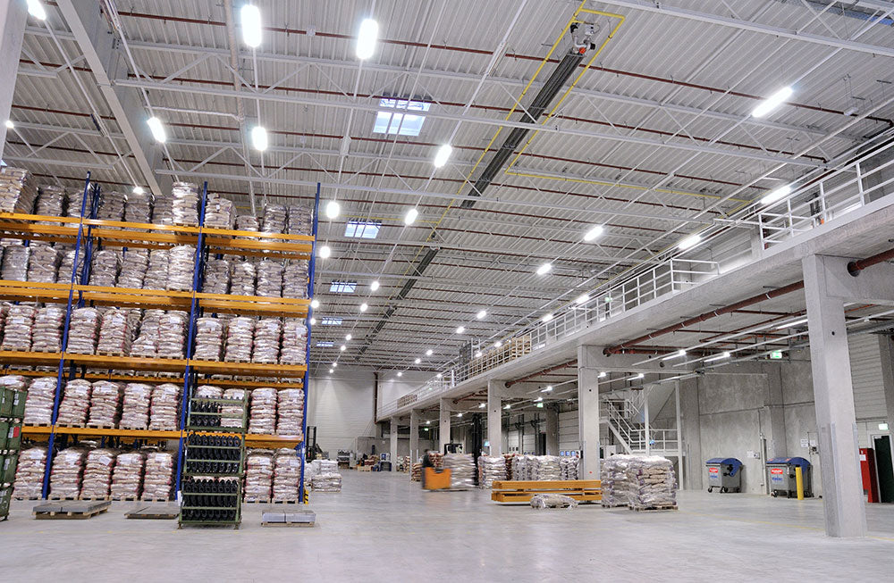 2-Stage Harsh Environ.Tube Htr: S/S Burner House + Aluminized Tube/Reflector; 130/90 MBH NG