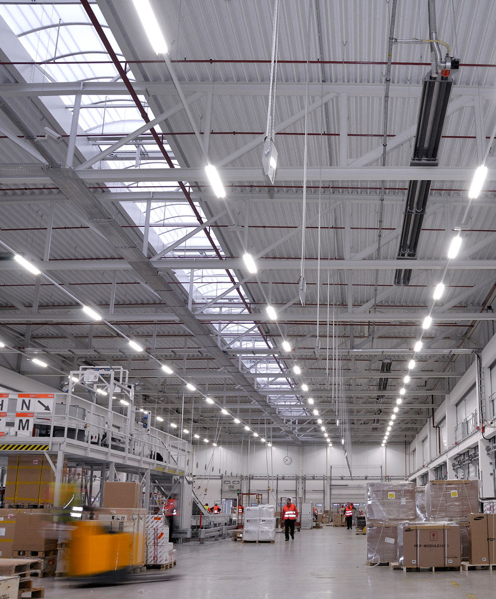 2-Stage Harsh Environ.Tube Htr: S/S Burner House + Aluminized Tube/Reflector; 130/90 MBH NG